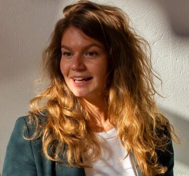 Esther Schot